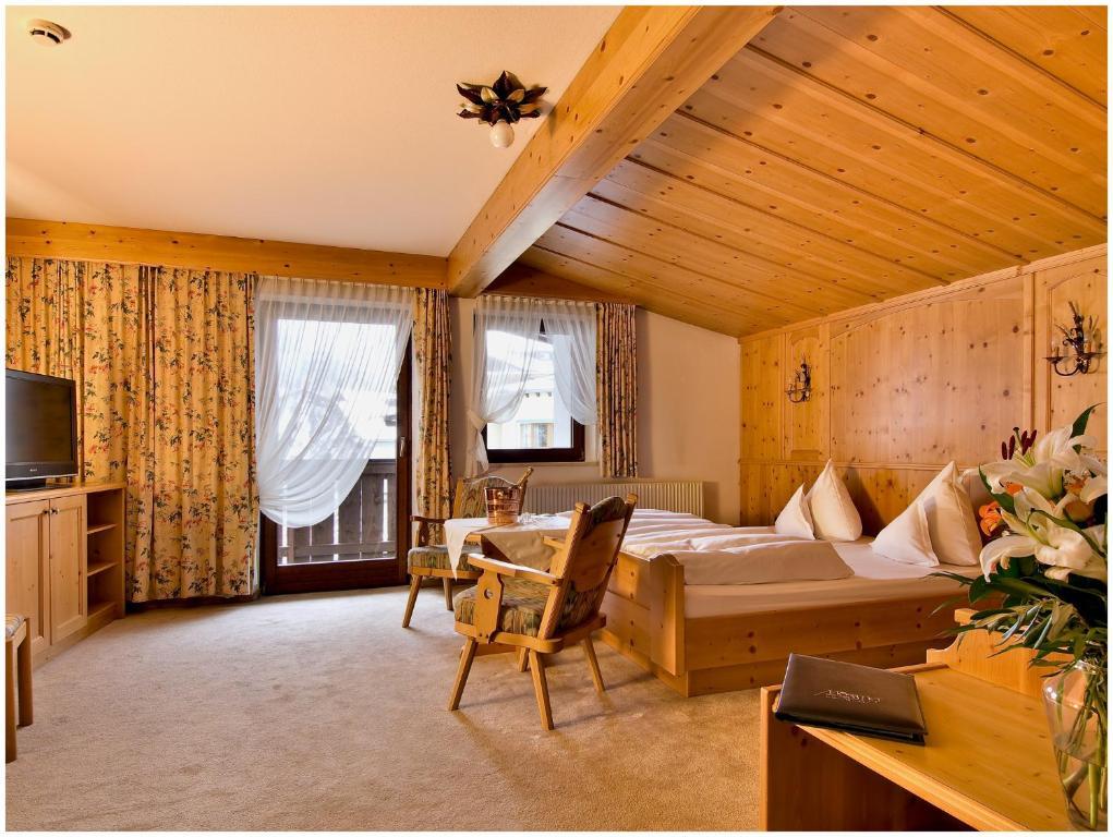 Garni Mössmer 4*
